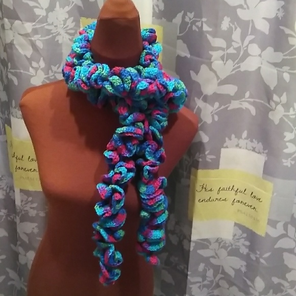 Infinity Ruffled Scarf - Picture 2 of 3